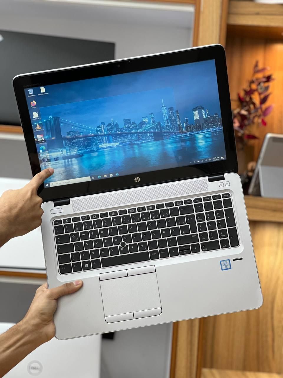 لپ‌تاپ HP|رایانه همراه|اراک, |دیوار