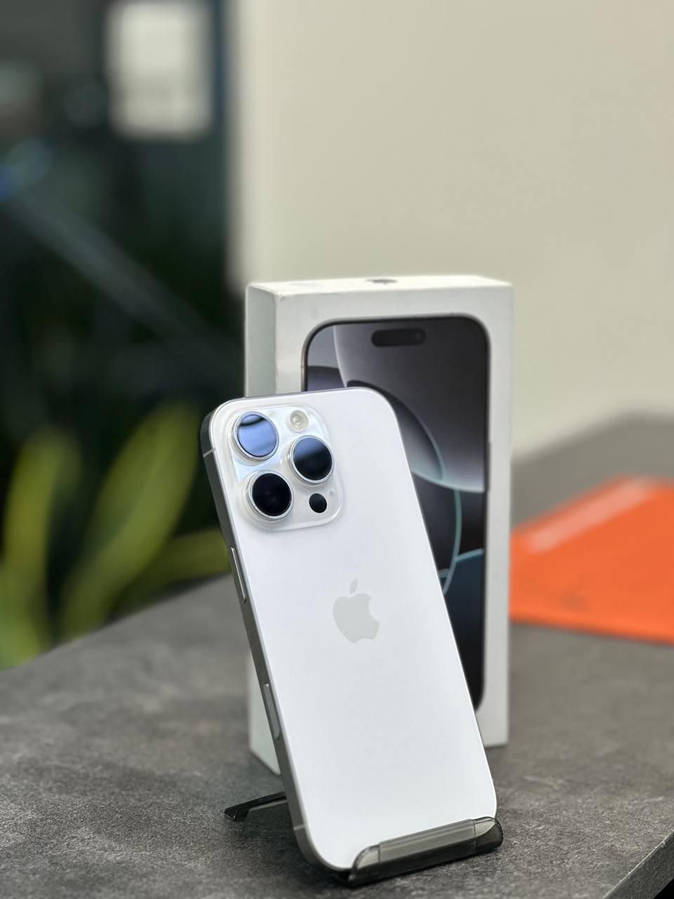 اپل iPhone 16 Pro Max با حافظهٔ ۲۵۶ گیگابایت|موبایل|اصفهان, احمدآباد|دیوار