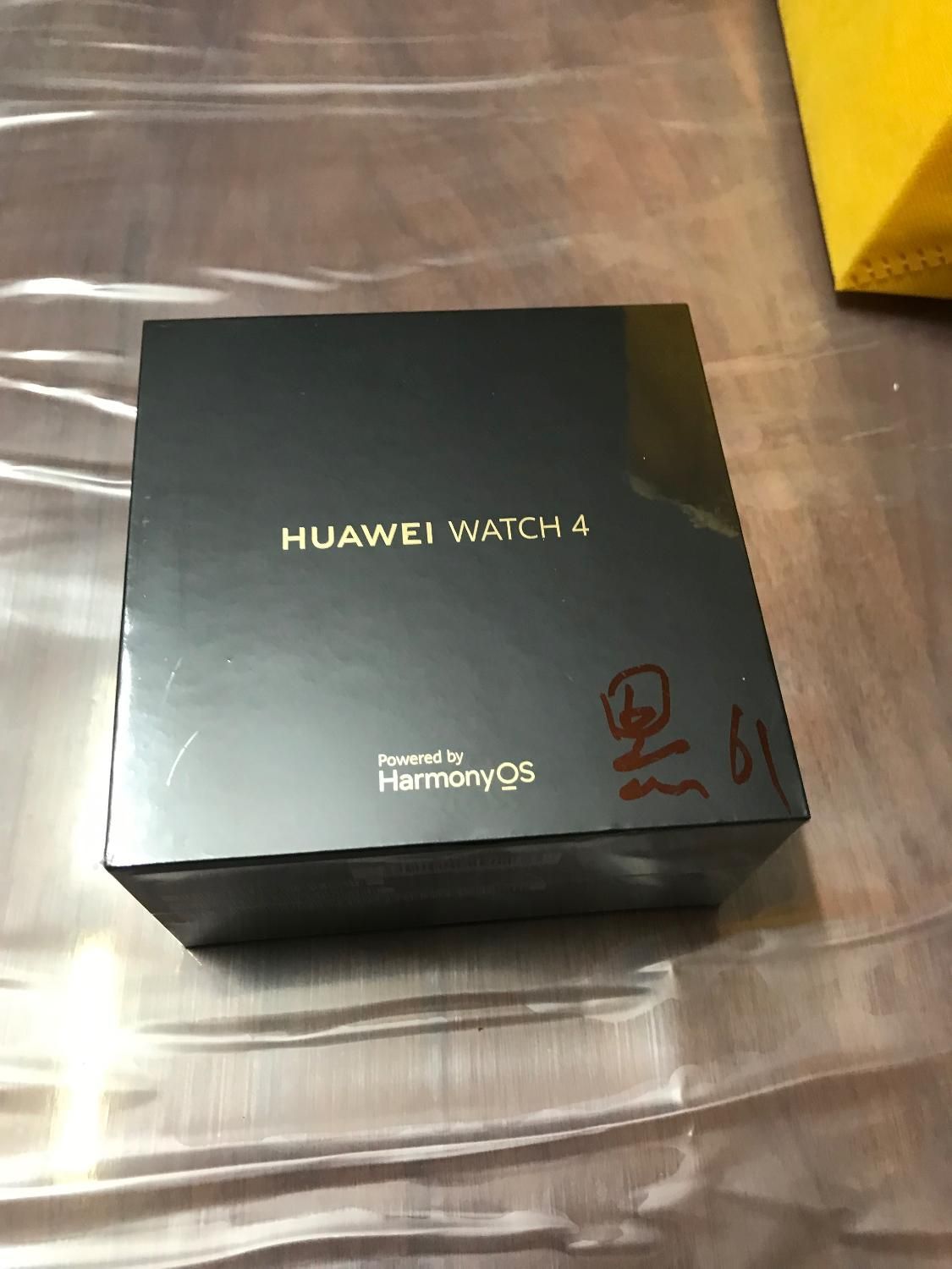 فروش ساعت Huawei Watch 4 نو و آکبند|لوازم جانبی موبایل و تبلت|اصفهان, هزارجریب|دیوار