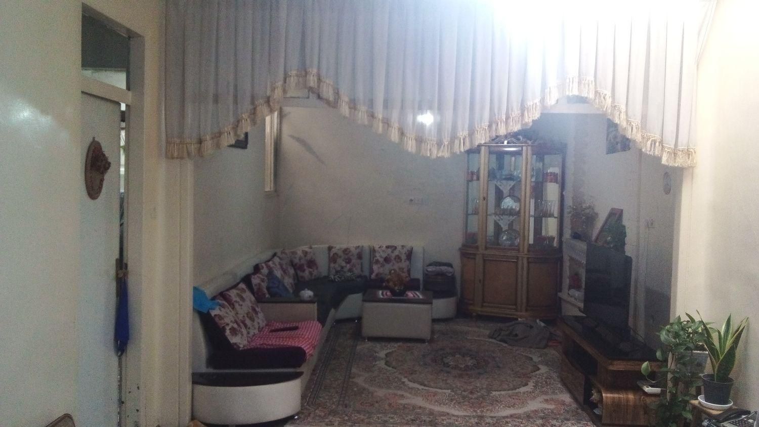 فروش خانه - ۱۸۲ متری ۴ خوابه همکف|فروش آپارتمان|قزوین, |دیوار