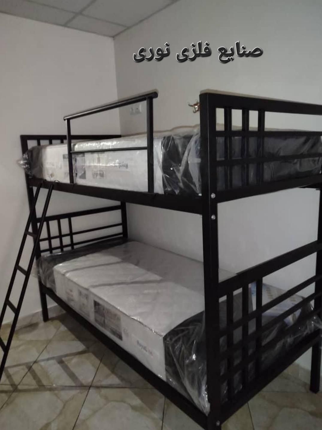 تخت دوطبقه فلزی مدل صدف(صنایع فلزی نوری)کف فلز|تخت و سرویس خواب|مشهد, بهمن|دیوار