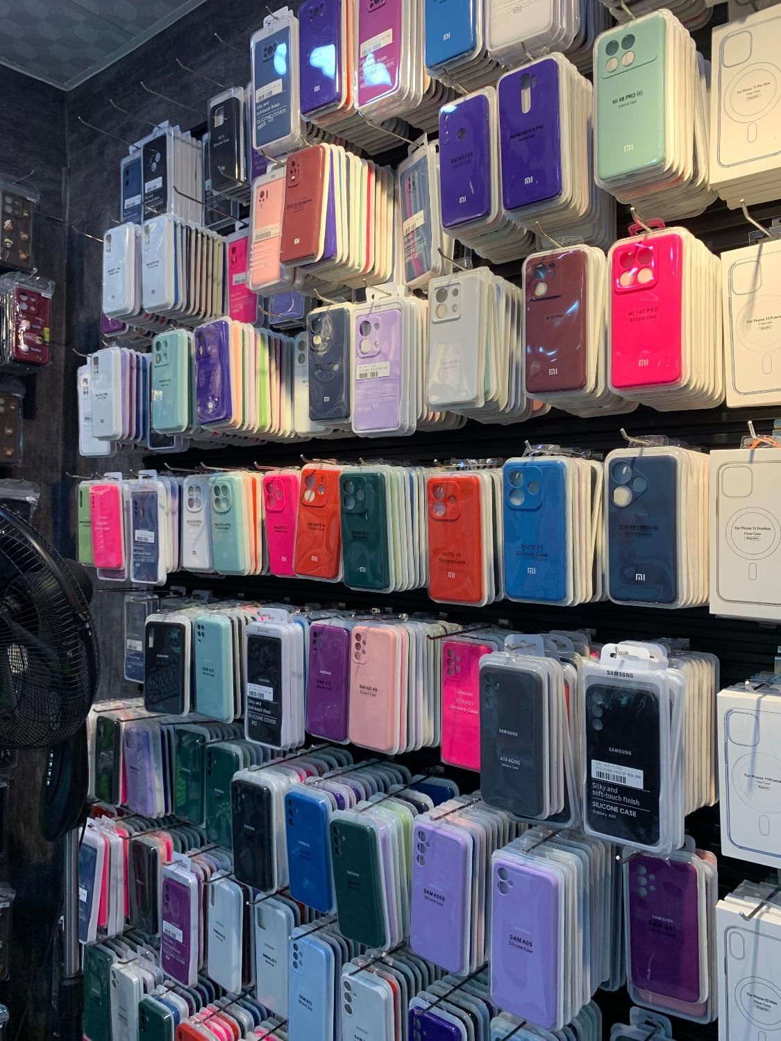 فروش عمده قاب‌سیلیکونی اورجینال سامسونگ شیامی|لوازم جانبی موبایل و تبلت|کرج, مهرویلا جنوبی|دیوار