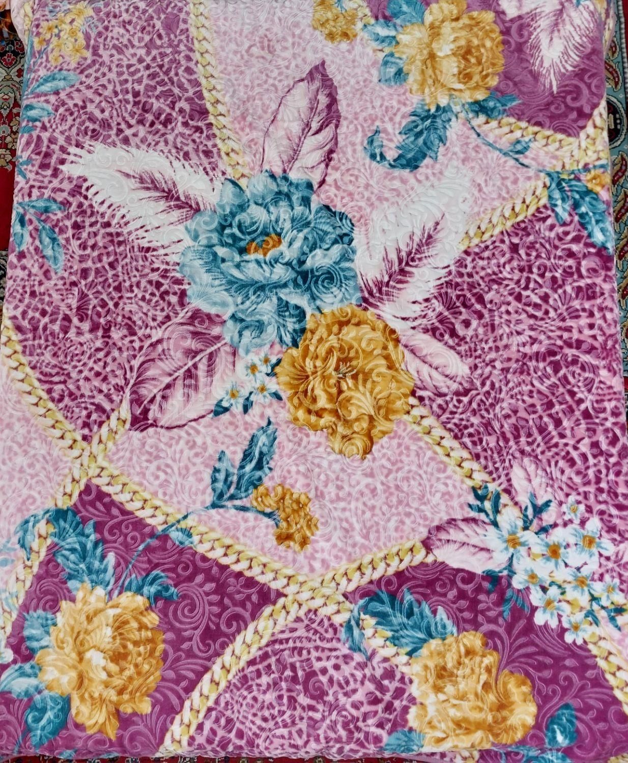 پتو گلدار لیلیان (کیفیت تضمینی)|رختخواب، بالش، پتو|فسا, |دیوار