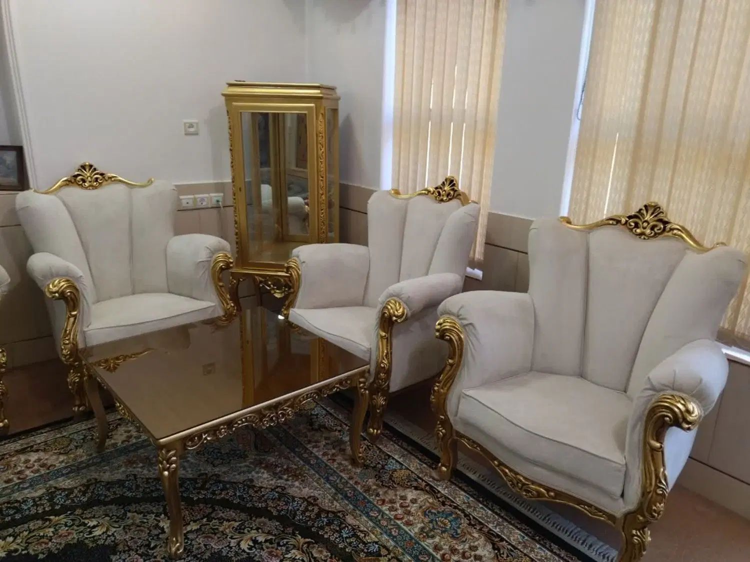 مبل استیل 7نفره، میز ناهار خوری 4نفره، ویترین|مبلمان خانگی و میز عسلی|اصفهان, شهرک کاوه|دیوار