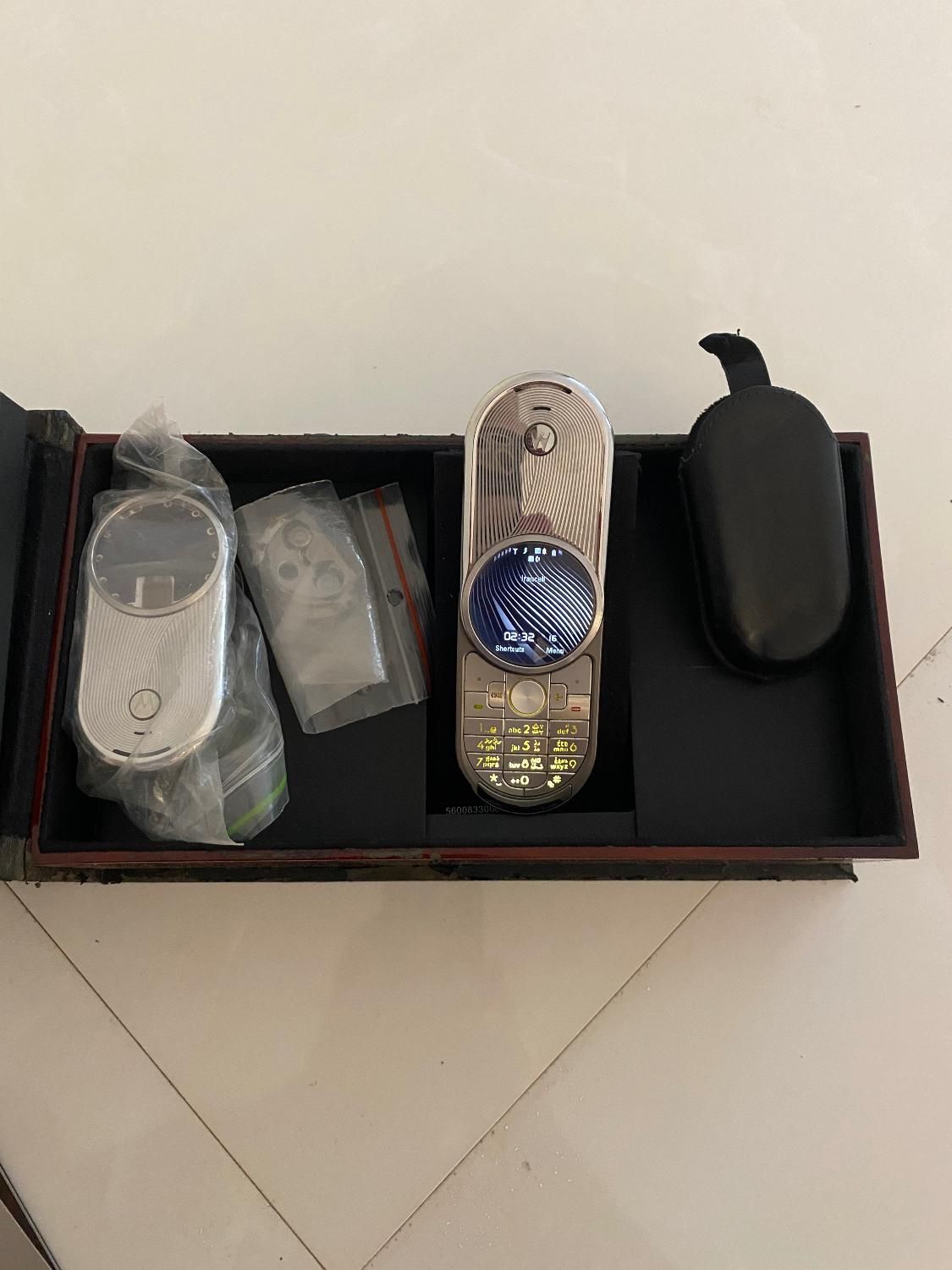 موتورلا کلکسیونی|موبایل|تهران, فلسطین (میدان انقلاب)|دیوار