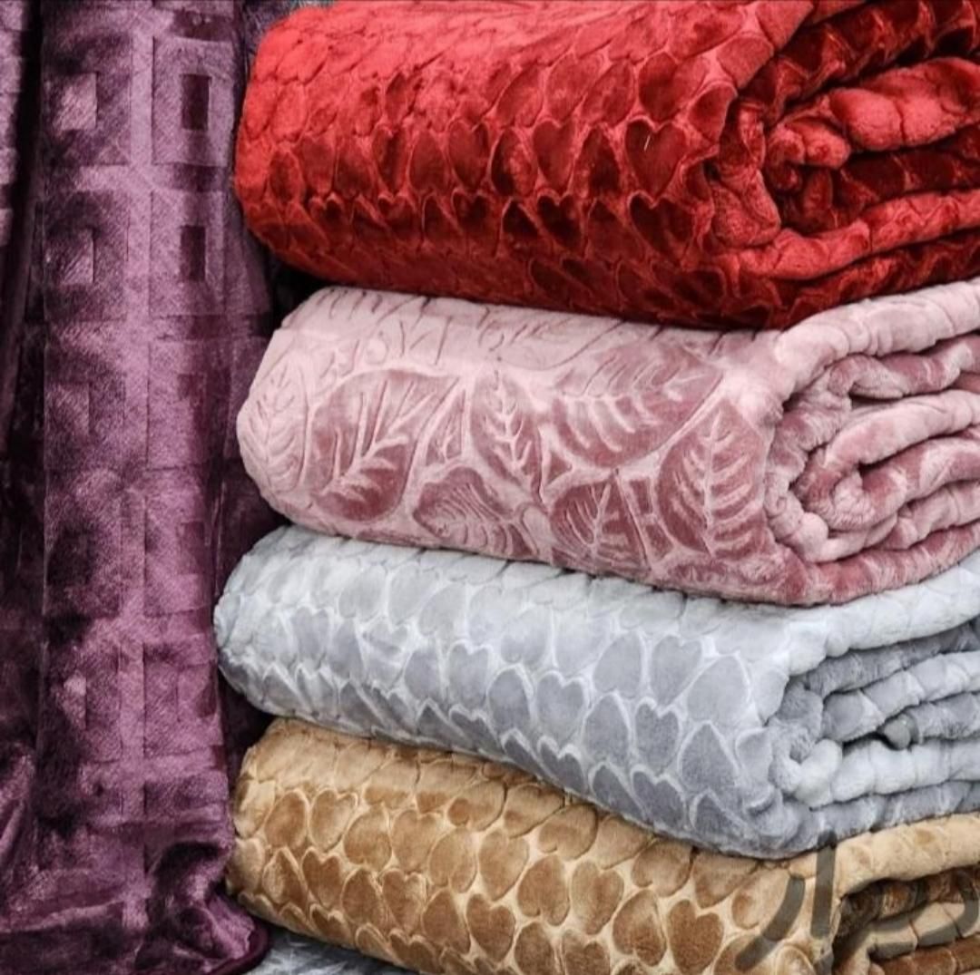 پتو تک رنگ گل برجسته شادیلوون|رختخواب، بالش، پتو|مشهد, امیر|دیوار