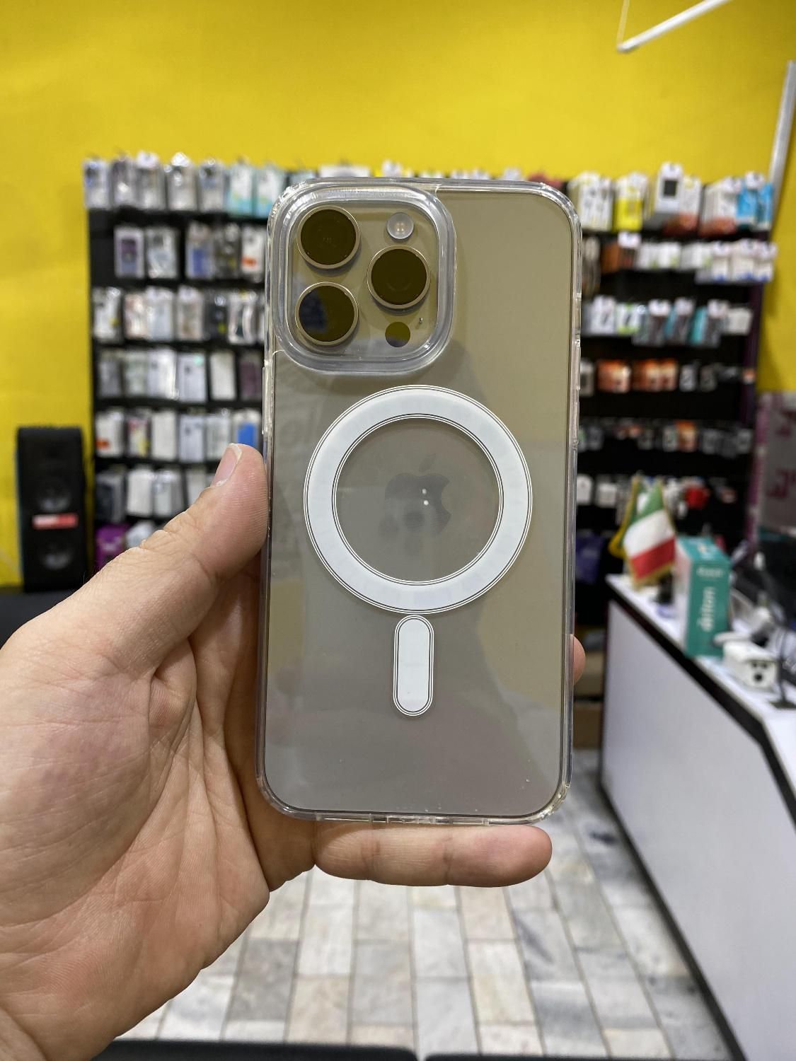 اپل / آیفون16pro max با ظرفیت256|موبایل|قزوین, |دیوار