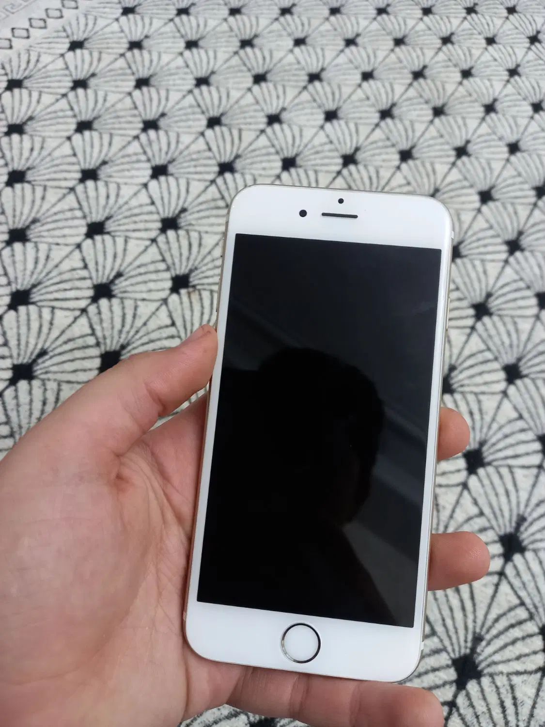 اپل iPhone 6s با حافظهٔ ۶۴ گیگابایت|موبایل|تهران, شهرک شریعتی|دیوار