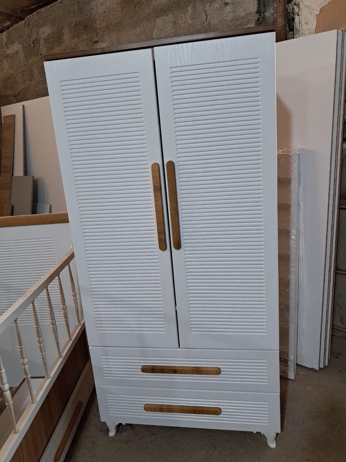 کمد تخت دو منظوره بدنه رنگی|تخت و سرویس خواب|مشکیندشت, |دیوار