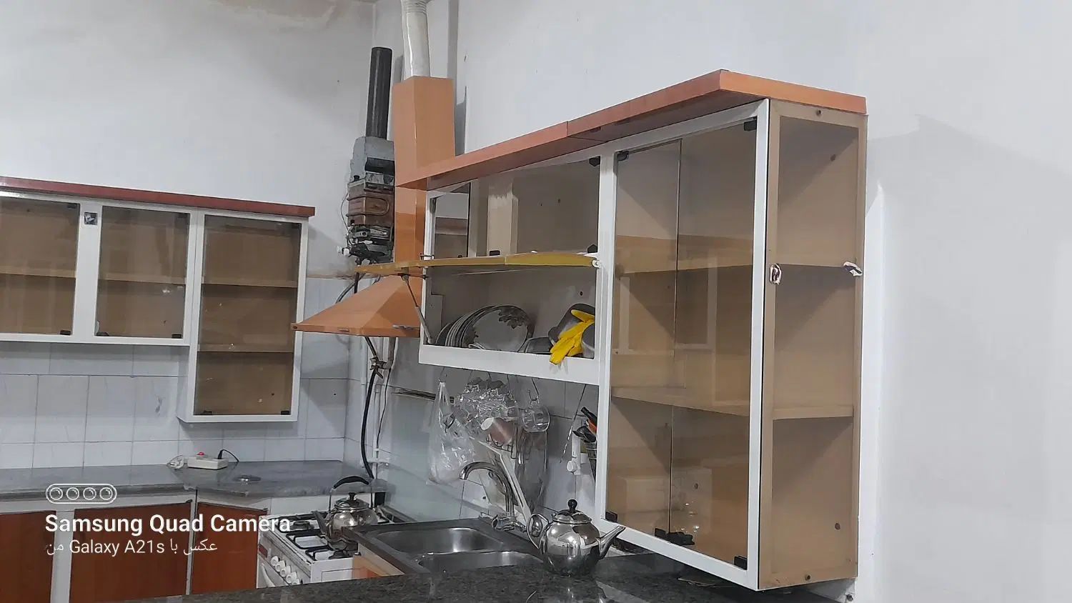 کابینت فلزی۵متر، وآبچکان وهودو۱۲مترپرده حریر|آب‌چکان و نظم‌دهنده ظروف|ایوان, |دیوار