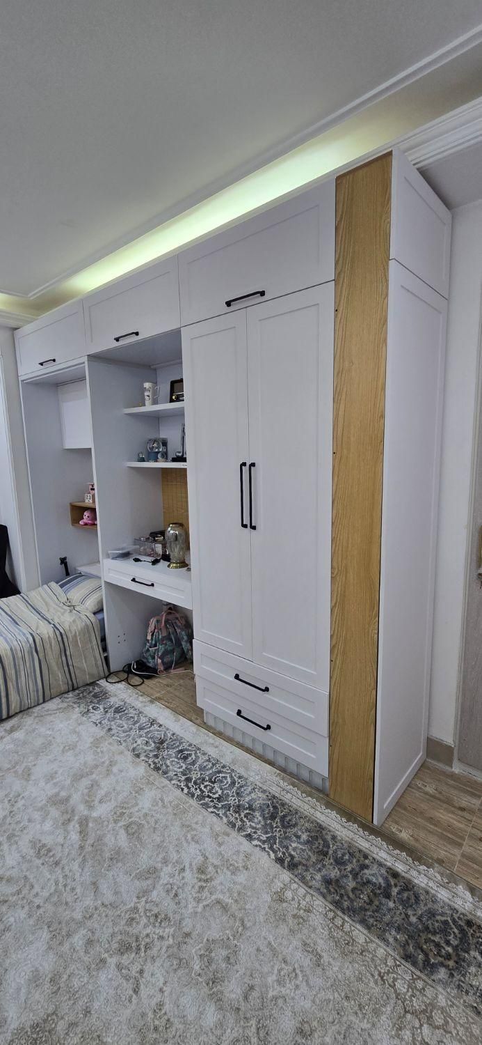 کمد دیواری نئوکلاسیک وتخت کمجا|مصالح و تجهیزات ساختمان|قم, کاسه گران|دیوار