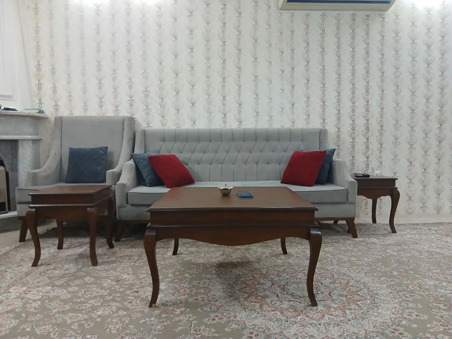 مبل ۸ نفره درحدنو سالم با جلو مبلی|مبلمان خانگی و میز عسلی|مشهد, رضاشهر|دیوار
