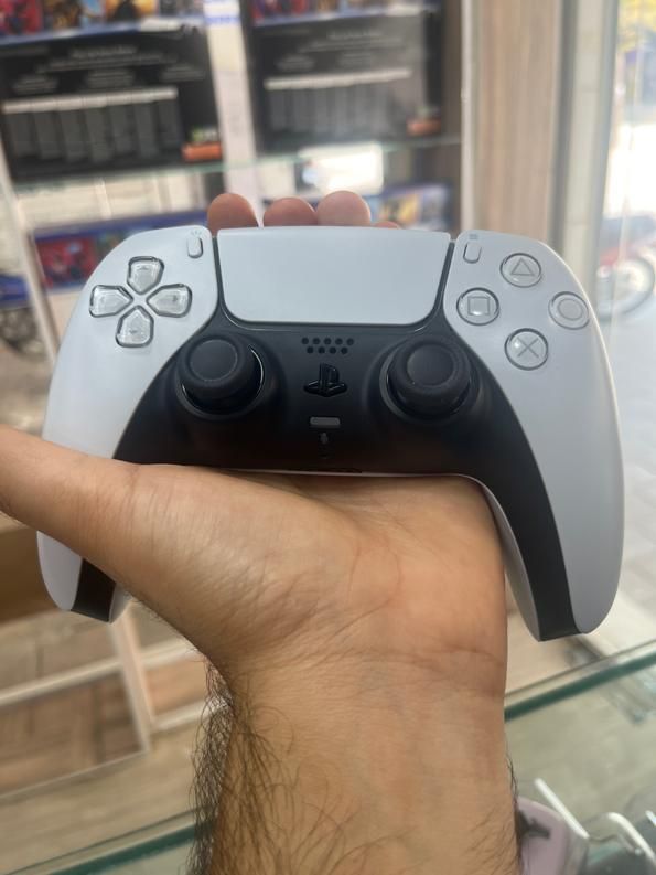 دسته ps5 مشابه نو کم کار|کنسول، بازی ویدئویی و آنلاین|بوشهر, |دیوار