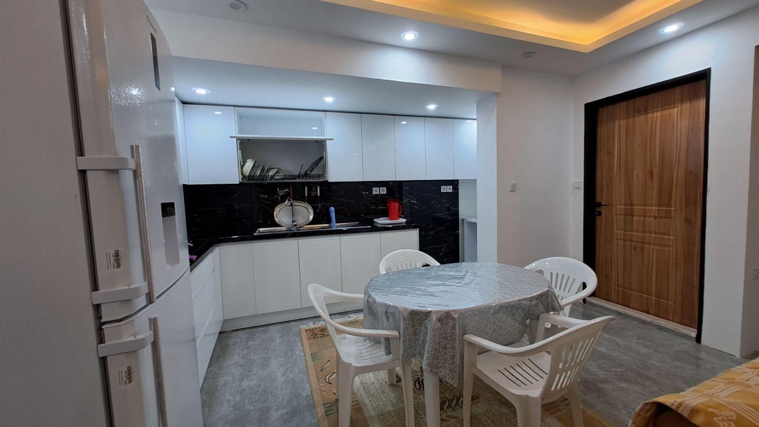 اجاره روزانه واحد دوخوابه ۸۰ متری|اجارهٔ کوتاه‌مدت آپارتمان و سوئیت|رامسر, |دیوار