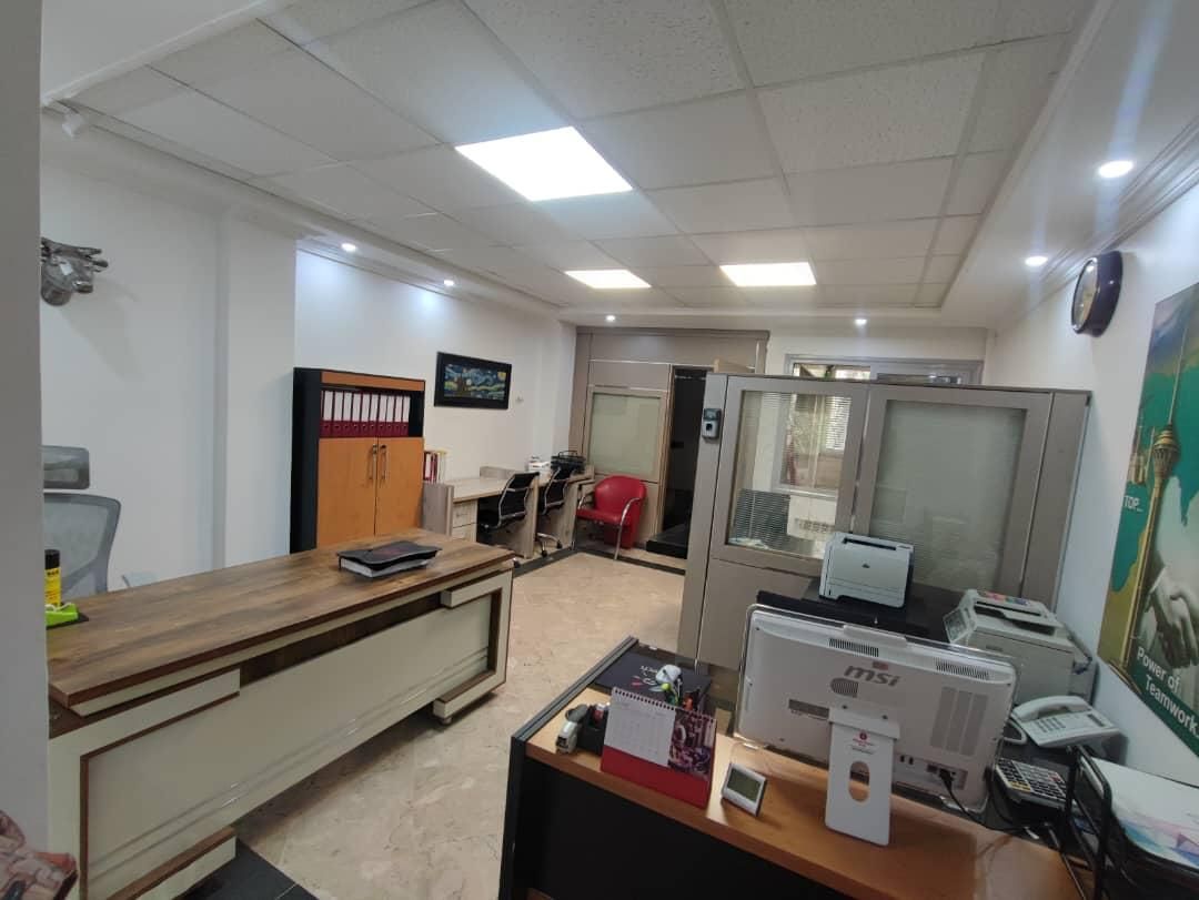 ۸۵ متر (( همکف )) بر جردن|فروش دفتر کار، اتاق اداری، مطب|تهران, جردن|دیوار