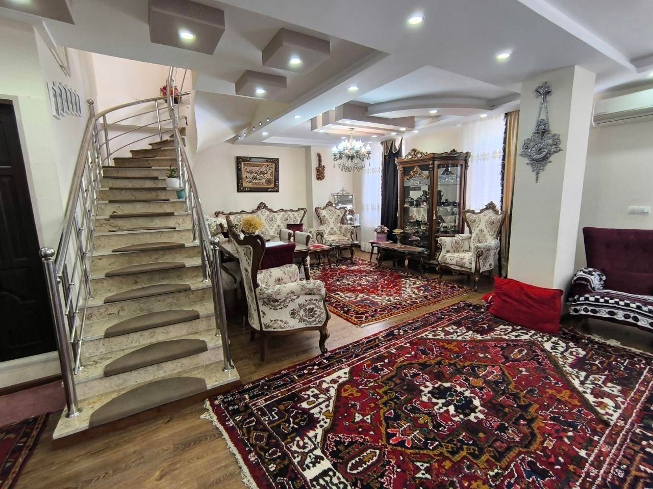 آپارتمان تک واحدی بی نظیر خوش نقش دوبلکس معلم|فروش آپارتمان|ابهر, |دیوار