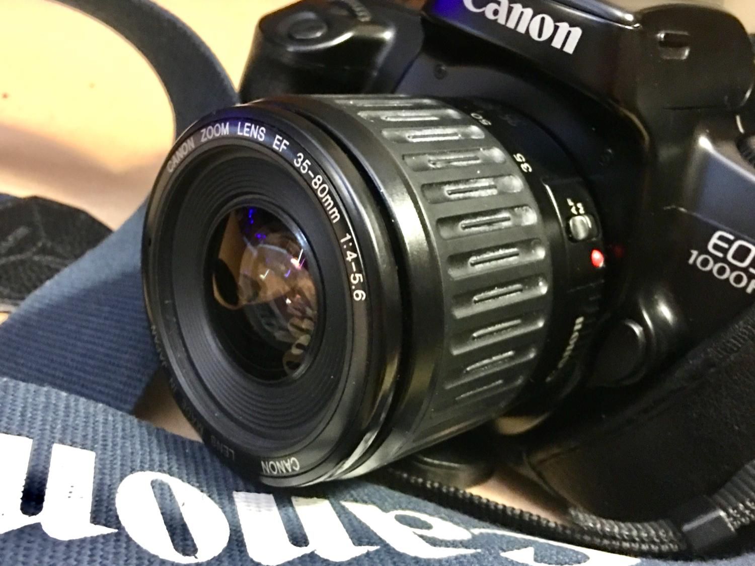 Canon EOS 1000 دوربینی کلاسیک، کارآمد و کلکسیونی|دوربین عکاسی و فیلم‌برداری|تهران, نیاوران|دیوار