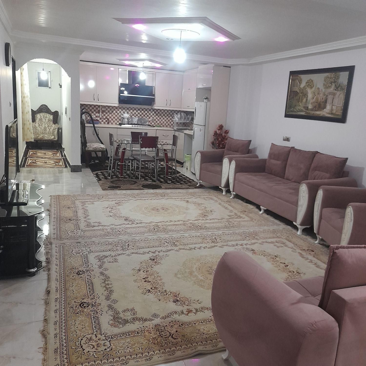 اجاره روزانه منزل شیک در مرکز شهر آستارا|اجارهٔ کوتاه‌مدت ویلا و باغ|آستارا, |دیوار