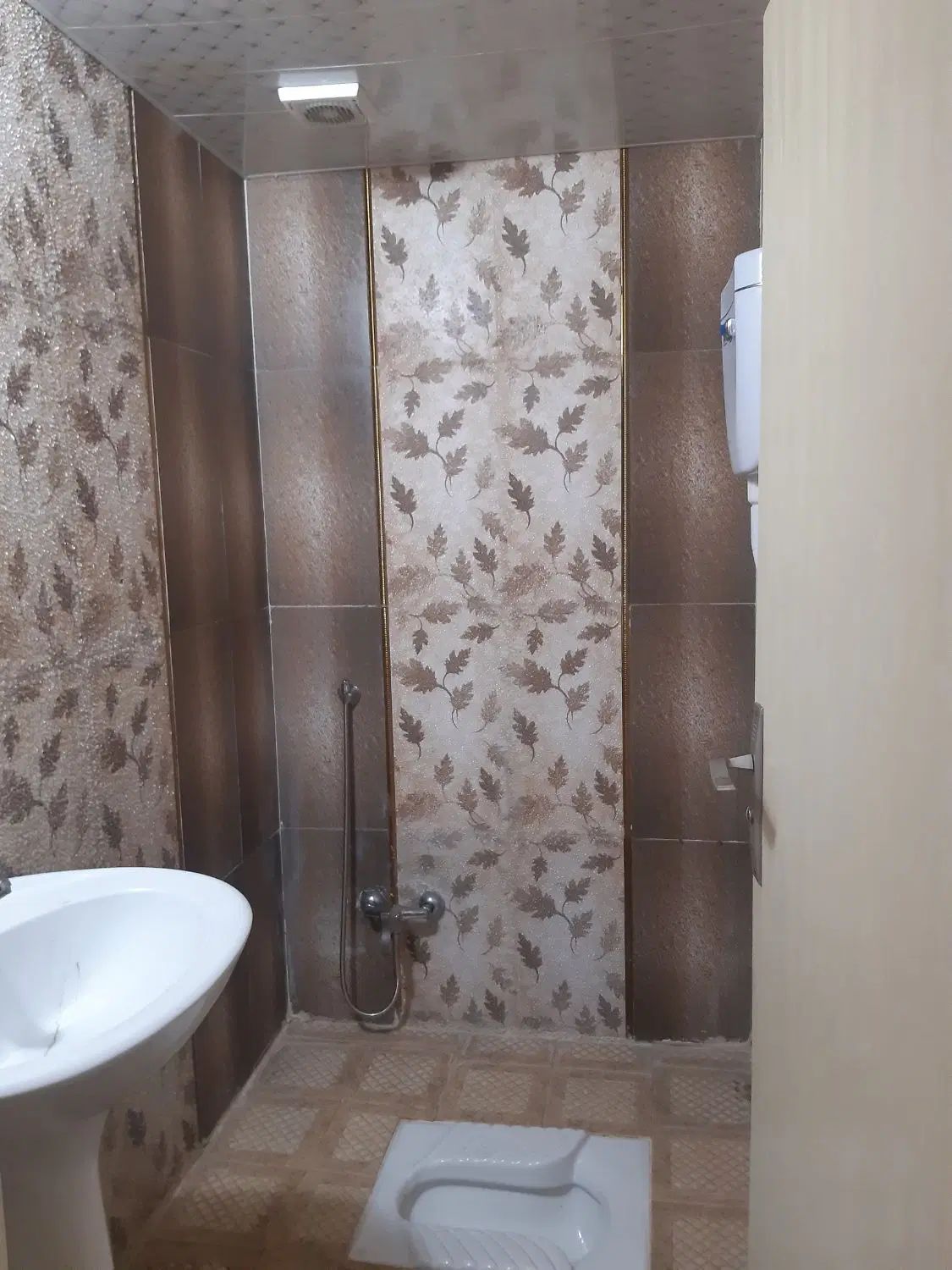 ۹۲ متر  دوخواب نزدیک اصلی گوهردشت|اجارهٔ آپارتمان|کرج, اتحاد|دیوار