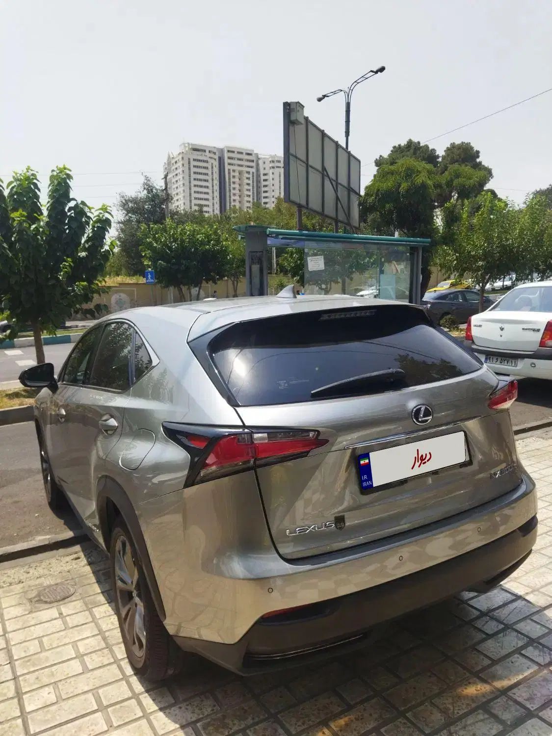 لکسوس nx300h fsport  ۲۰۱۷ فول ۷ کلید عمان تیتانیوم|خودرو سواری و وانت|تهران, سعادت‌آباد|دیوار
