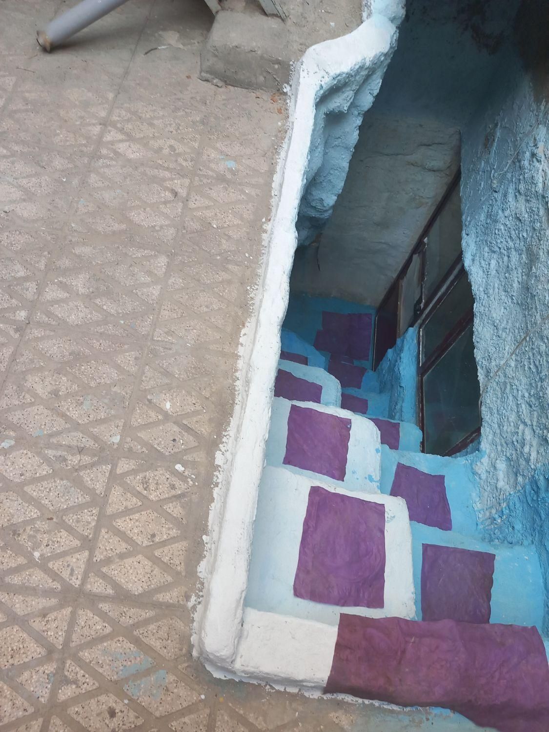 جیحون یک واحد۱۴متری دارای پارک موتور طبقه زیرهمکف