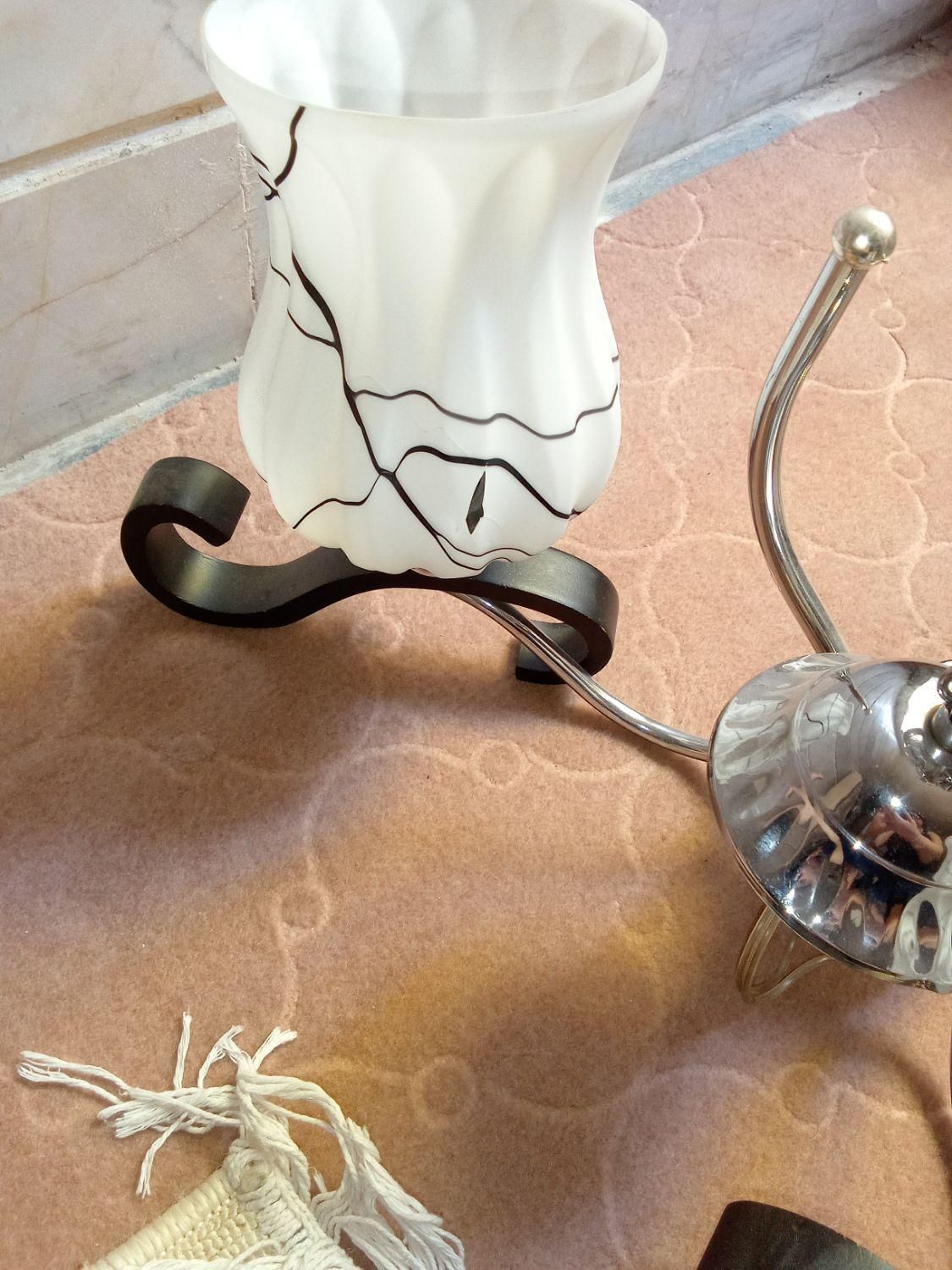 لوستر سه شاخه|لوستر و چراغ آویز|قم, تولید دارو و یخچال|دیوار