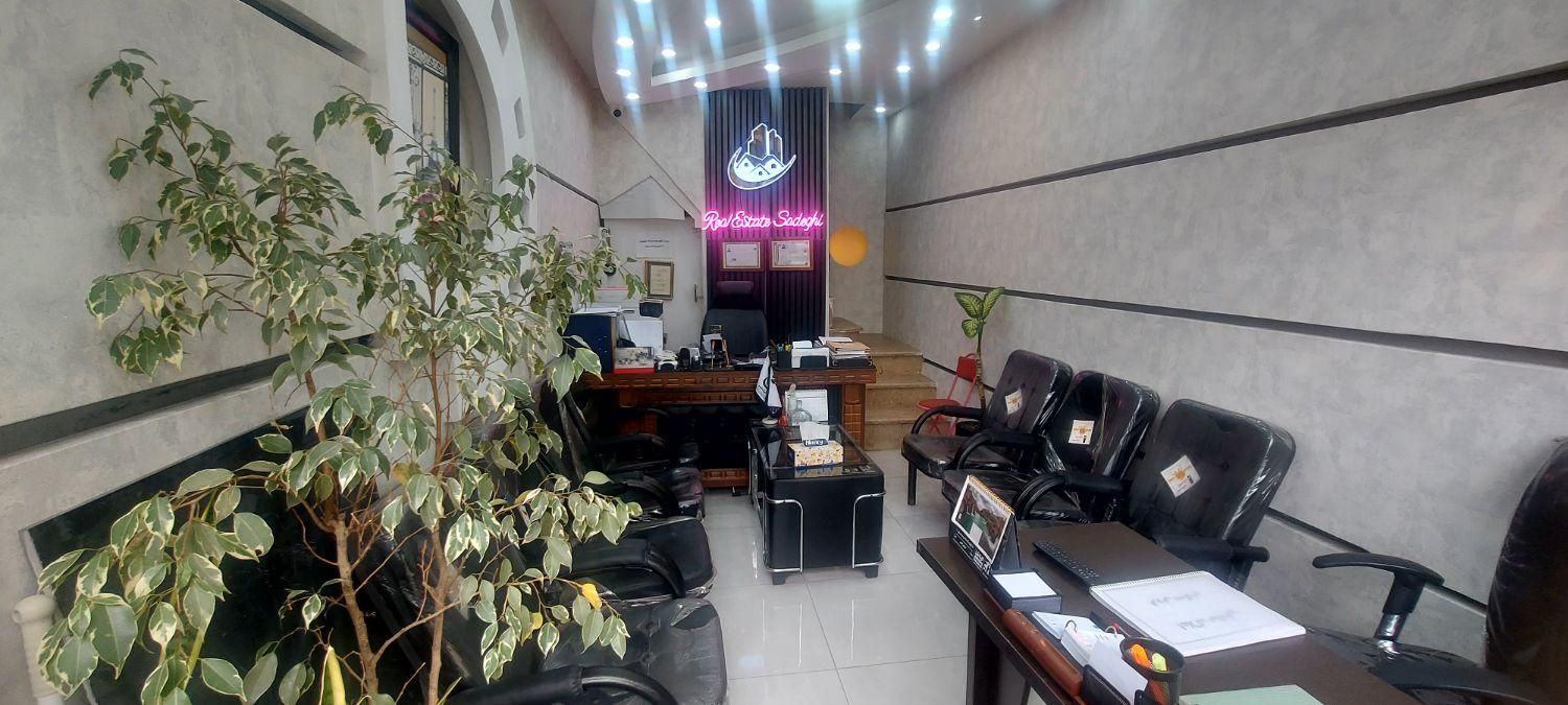 منشی  برای  دفتر املاک در لاکانی ، پارک شهر|استخدام اداری و مدیریت|رشت, پارک شهر|دیوار