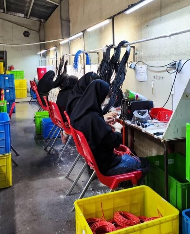 استخدام خانم برای مونتاژ و بسته بندی|استخدام صنعتی، فنی، مهندسی|صفادشت, |دیوار