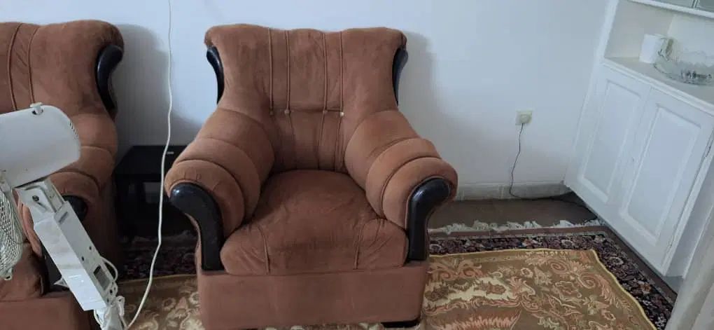 مبل دست دوم|مبلمان خانگی و میز عسلی|اصفهان, سرشبادران|دیوار