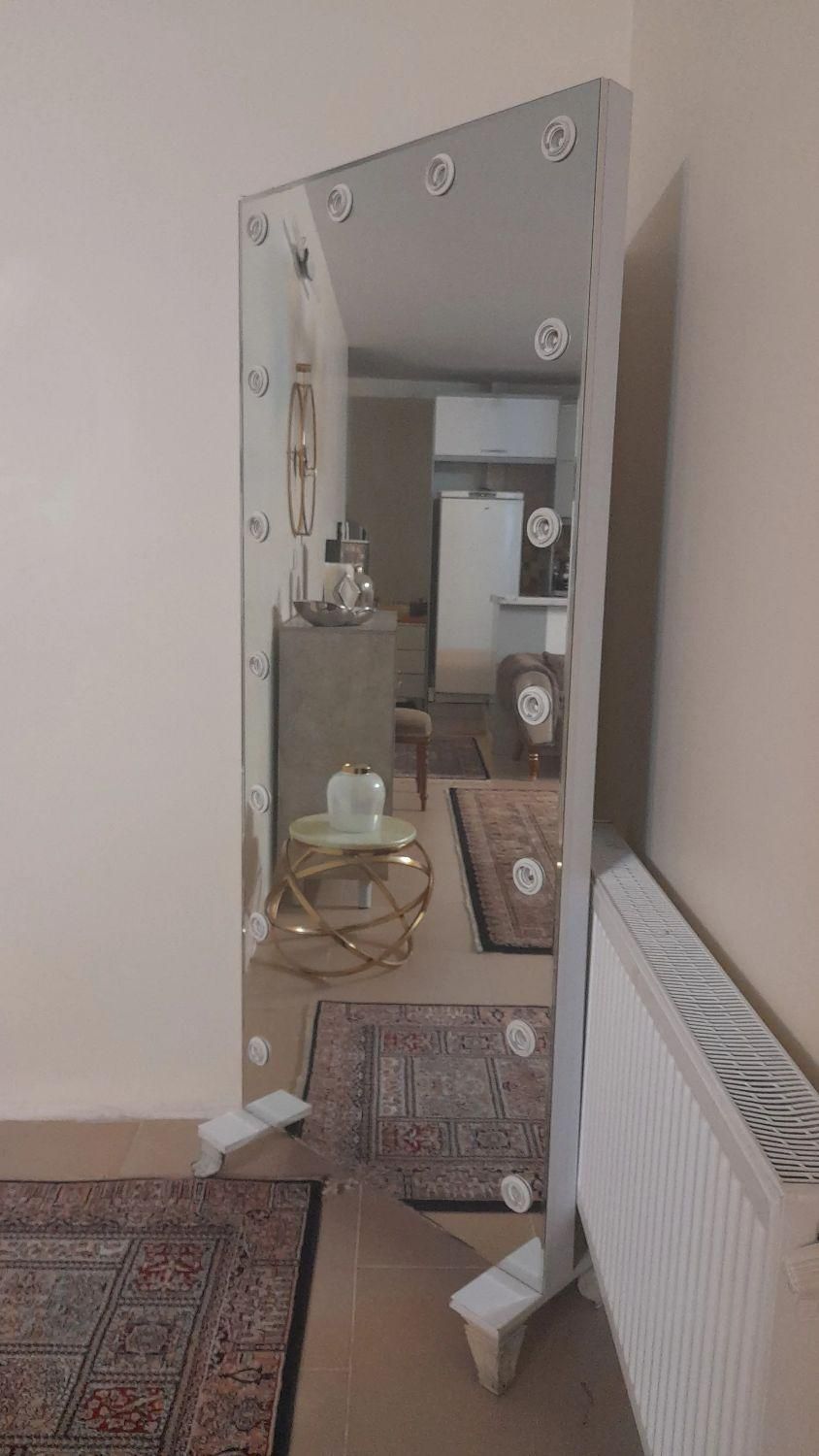 آینه قدی دو عدد|آینه|قرچک, میرزائی جنوبی|دیوار