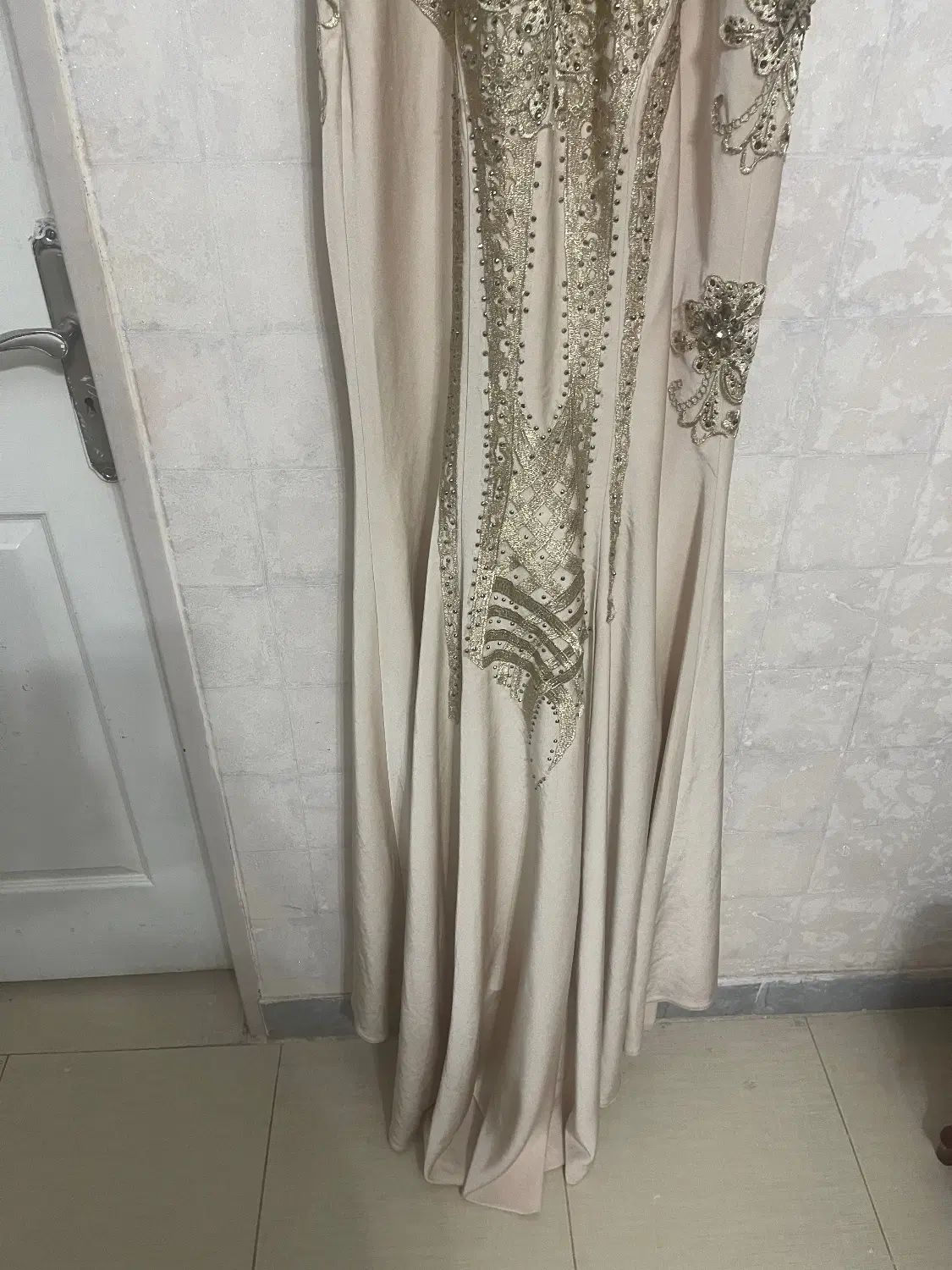 لباس مجلسی زنانه|لباس|کرج, شهرک جهان‌نما|دیوار