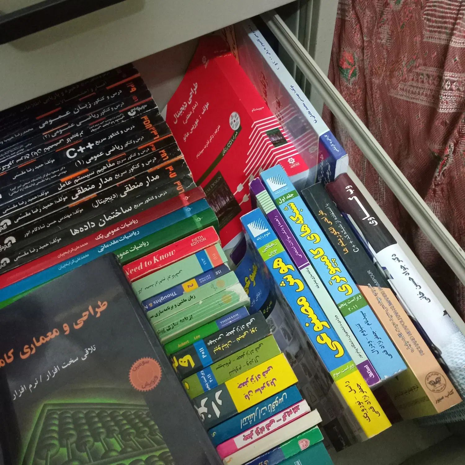تمامی کتاب های کامپیوتر و تغذیه 40درصد تخفیف عمده|کتاب و مجله آموزشی|تهران, ایرانشهر|دیوار