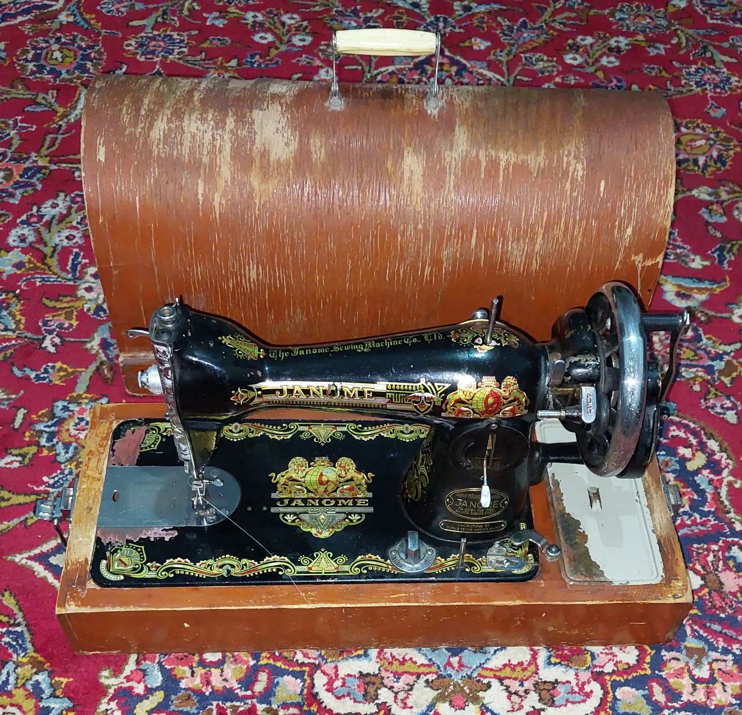 چه کسی چرخ خیاطی عتیقه نیاز دارد|فعالیت داوطلبانه|اصفهان, خواجو|دیوار