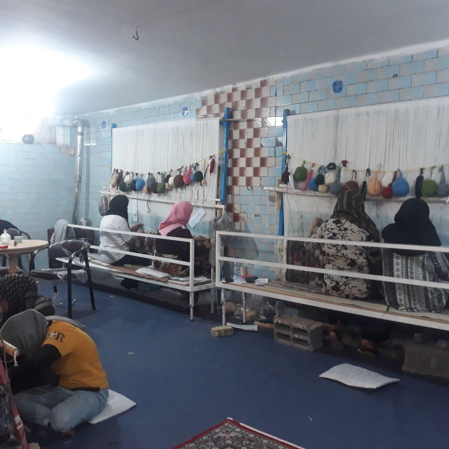 کار در گارگاه قالیبافی با دستمزد تساعدی|استخدام صنعتی، فنی، مهندسی|قروه, |دیوار