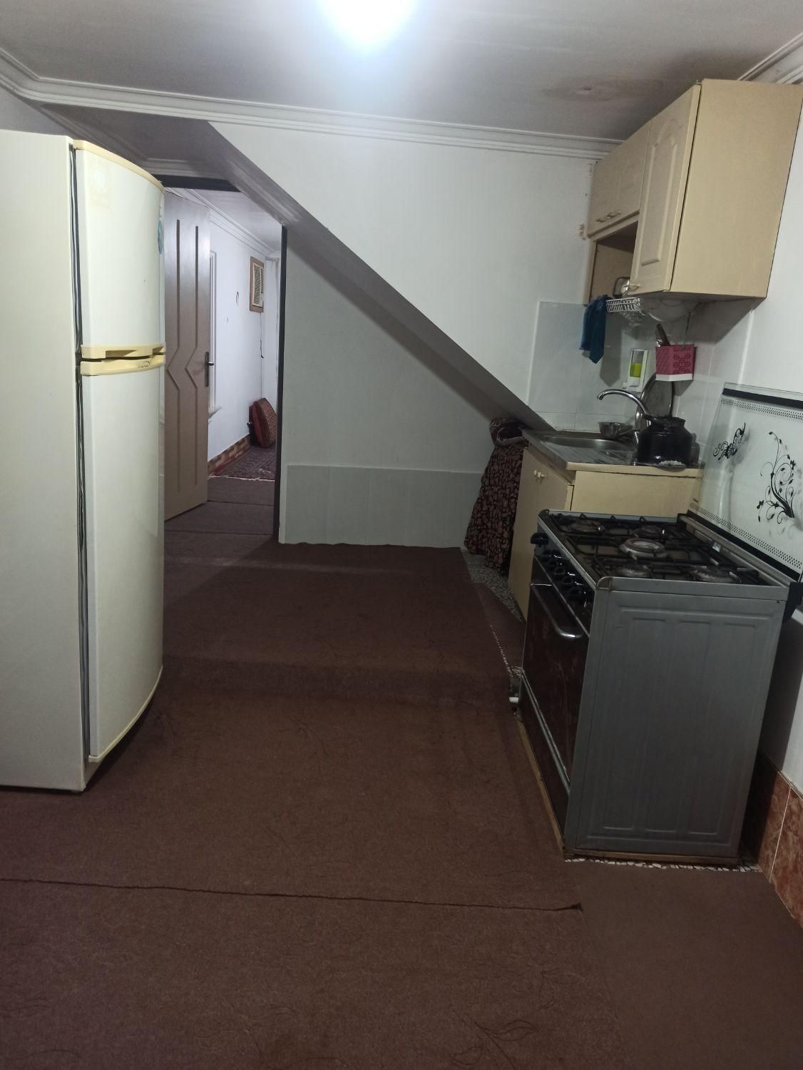 سوئیت تک خوابه با پارکینگ|اجارهٔ کوتاهمدت آپارتمان و سوئیت|رشت, فرزانه|دیوار