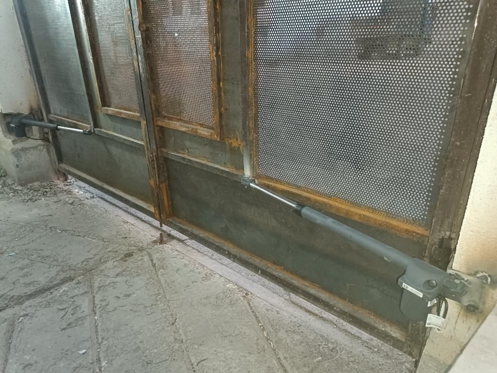 نصب تعمیرات جک درب برقی پارکینگ کرکره قفل ریموت|خدمات پیشه و مهارت|تهران, تهرانپارس غربی|دیوار