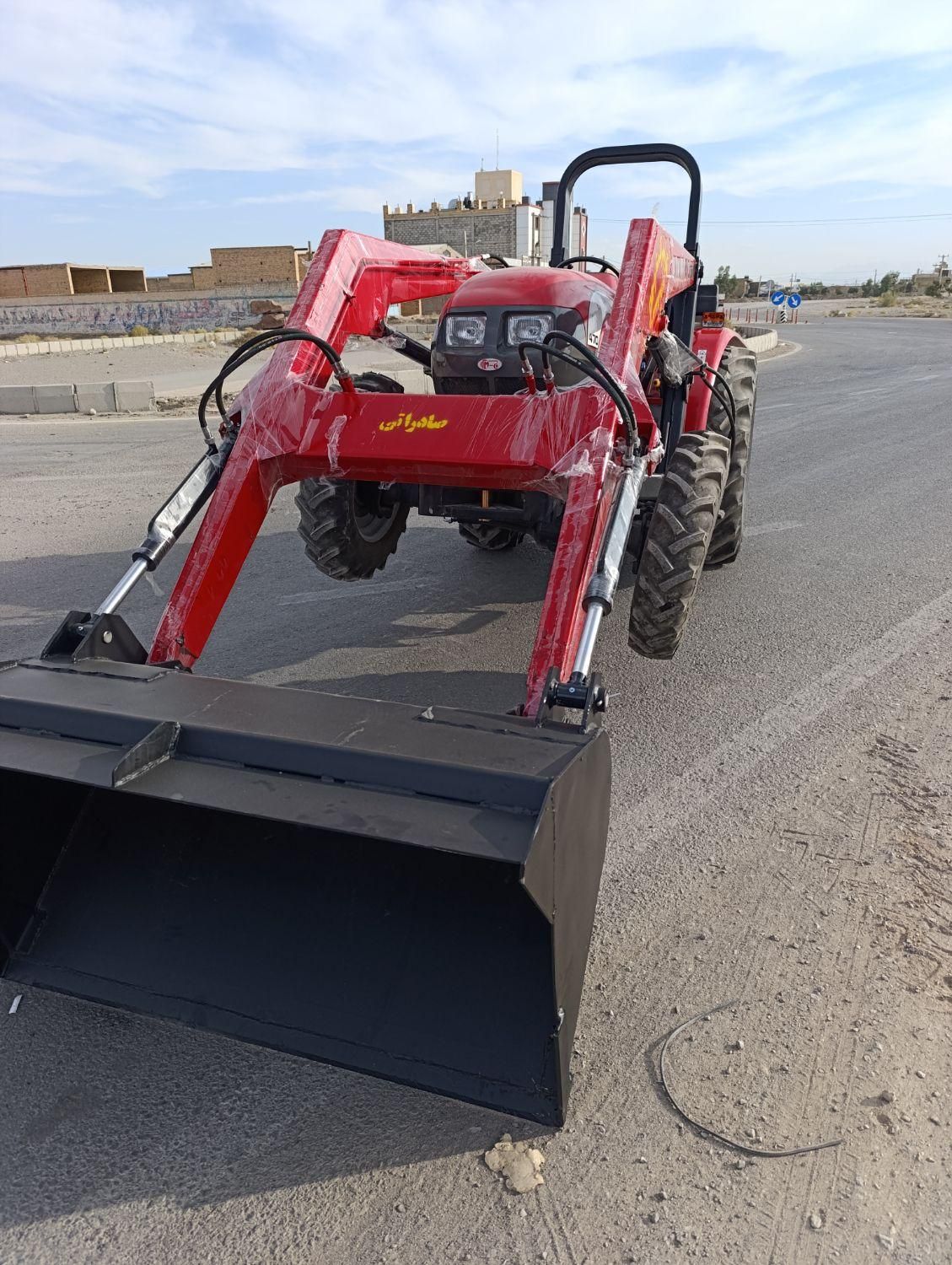تراکتور فرگوسن 470 جفت با بیل تراکتور 470|خودرو سنگین|یزد, |دیوار