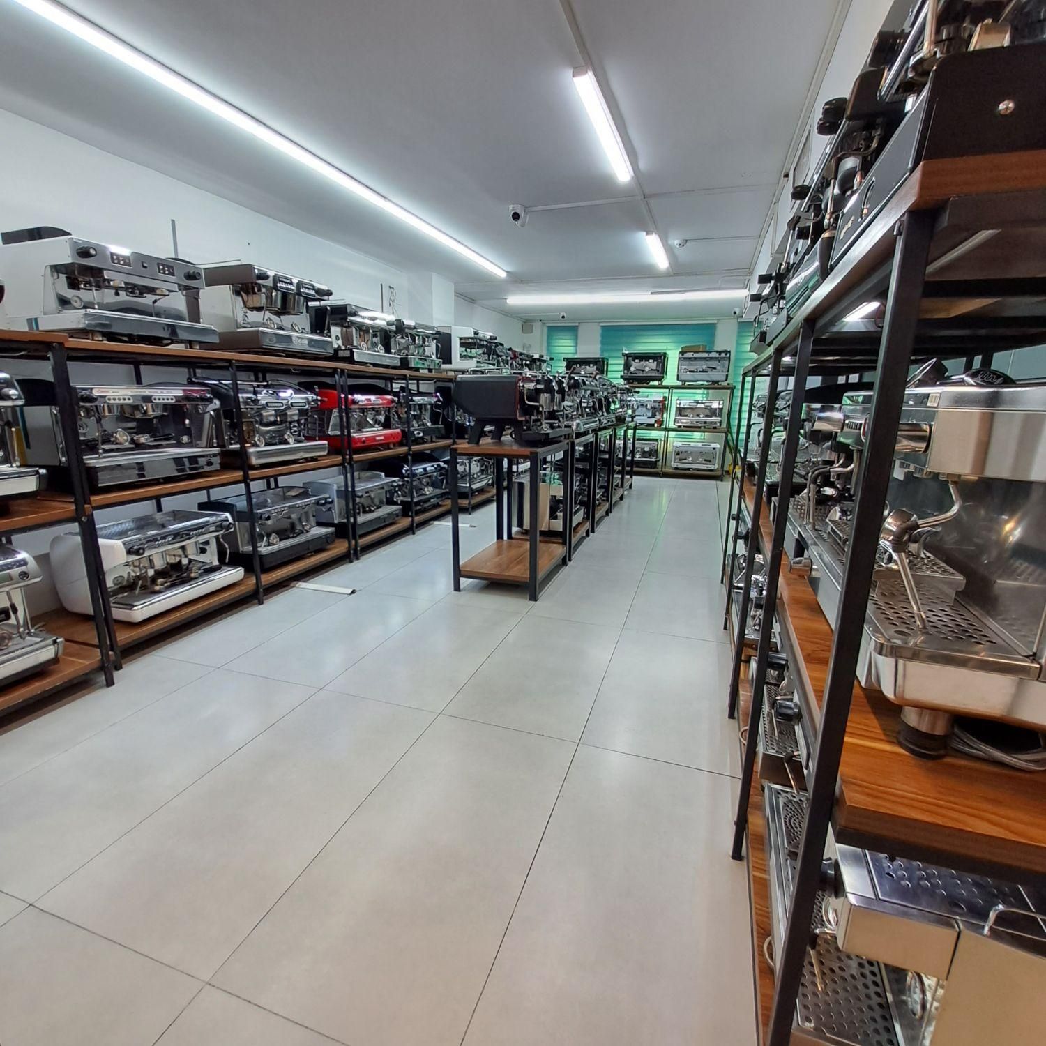 بورس دستگاه اسپرسو کارکرده و آکبند|کافی‌شاپ و رستوران|تهران, صادقیه|دیوار