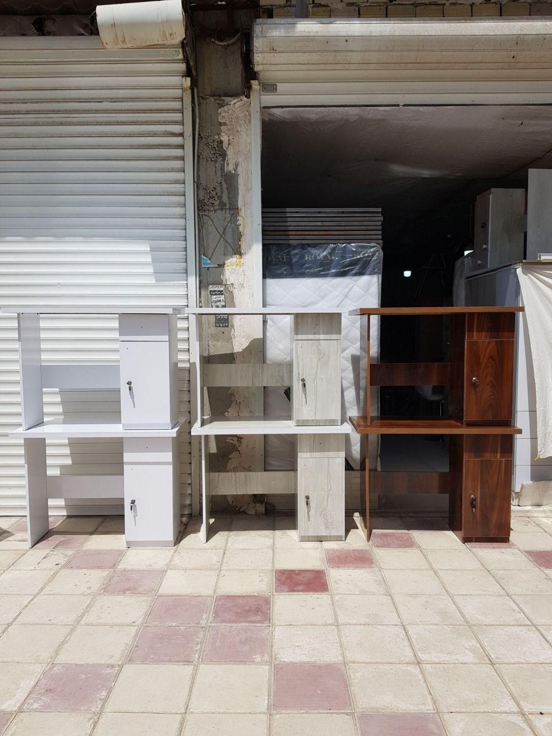 میز تحریرساده و کتابخانه دار|میز تحریر و کامپیوتر|کرمانشاه, |دیوار