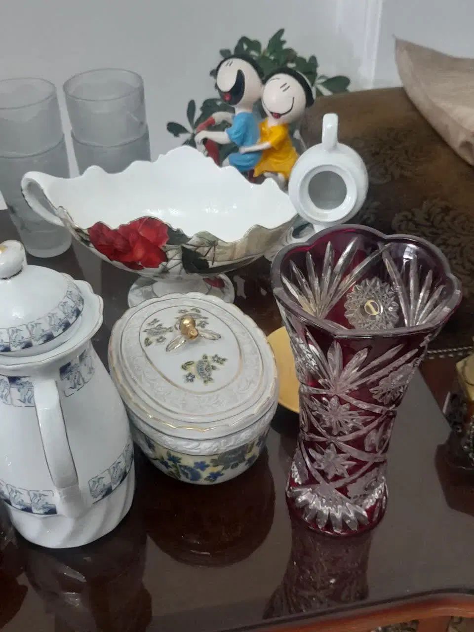 ظروف تزئینی مجسمه قدیمی|صنایع دستی و سایر لوازم تزئینی|کرج, برغان|دیوار