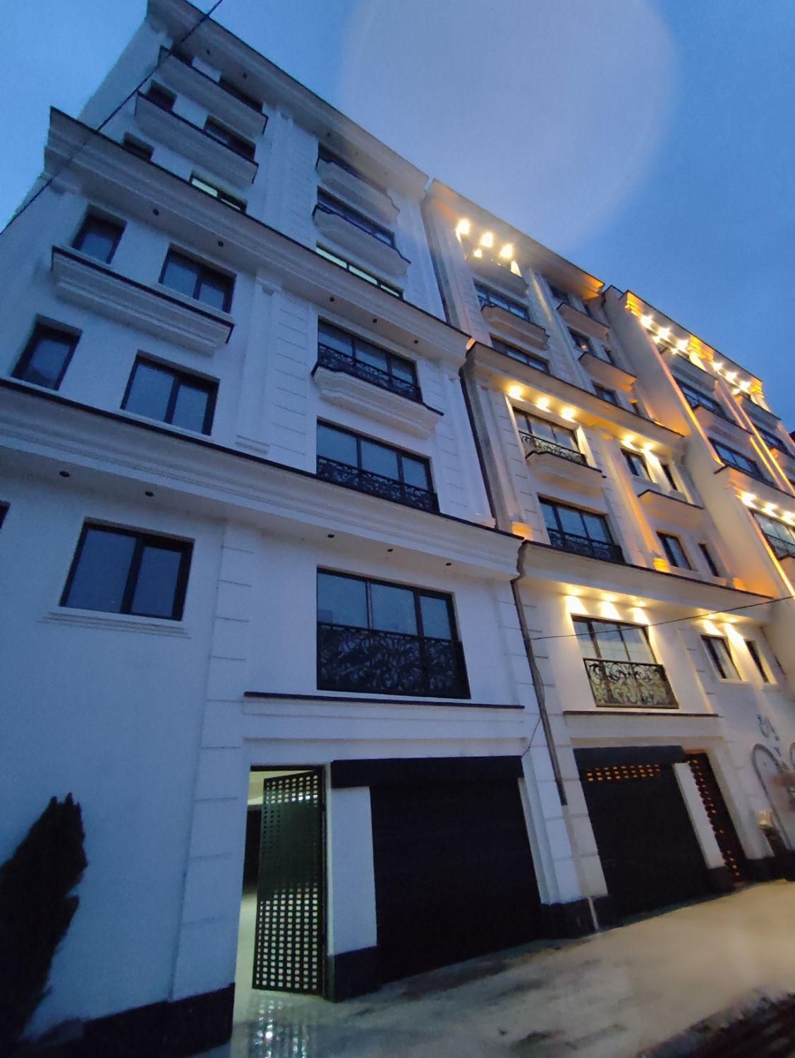 فروش آپارتمان ۱۳۰ متری ۳ خوابه|فروش آپارتمان|محمودآباد, |دیوار