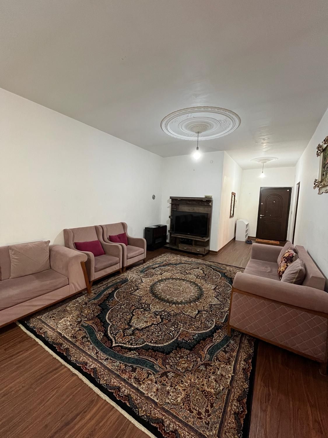 اجاره شبانه ویلا دوخوابه|اجارهٔ کوتاه‌مدت آپارتمان و سوئیت|رامسر, |دیوار