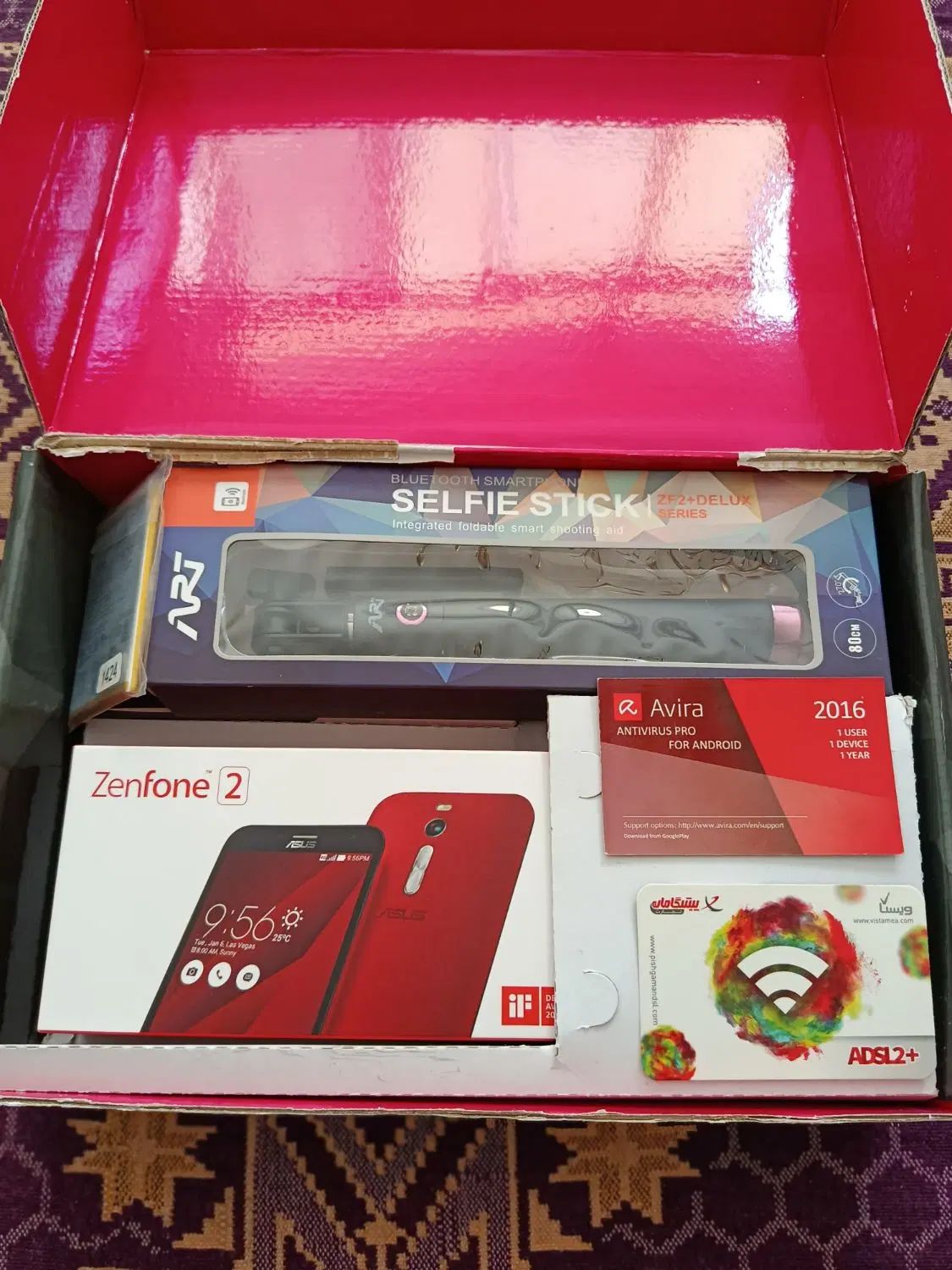 asus zenfone 2 deluxe ایسوس زنفون ۲ دلوکس|موبایل|اصفهان, باغ دریاچه|دیوار
