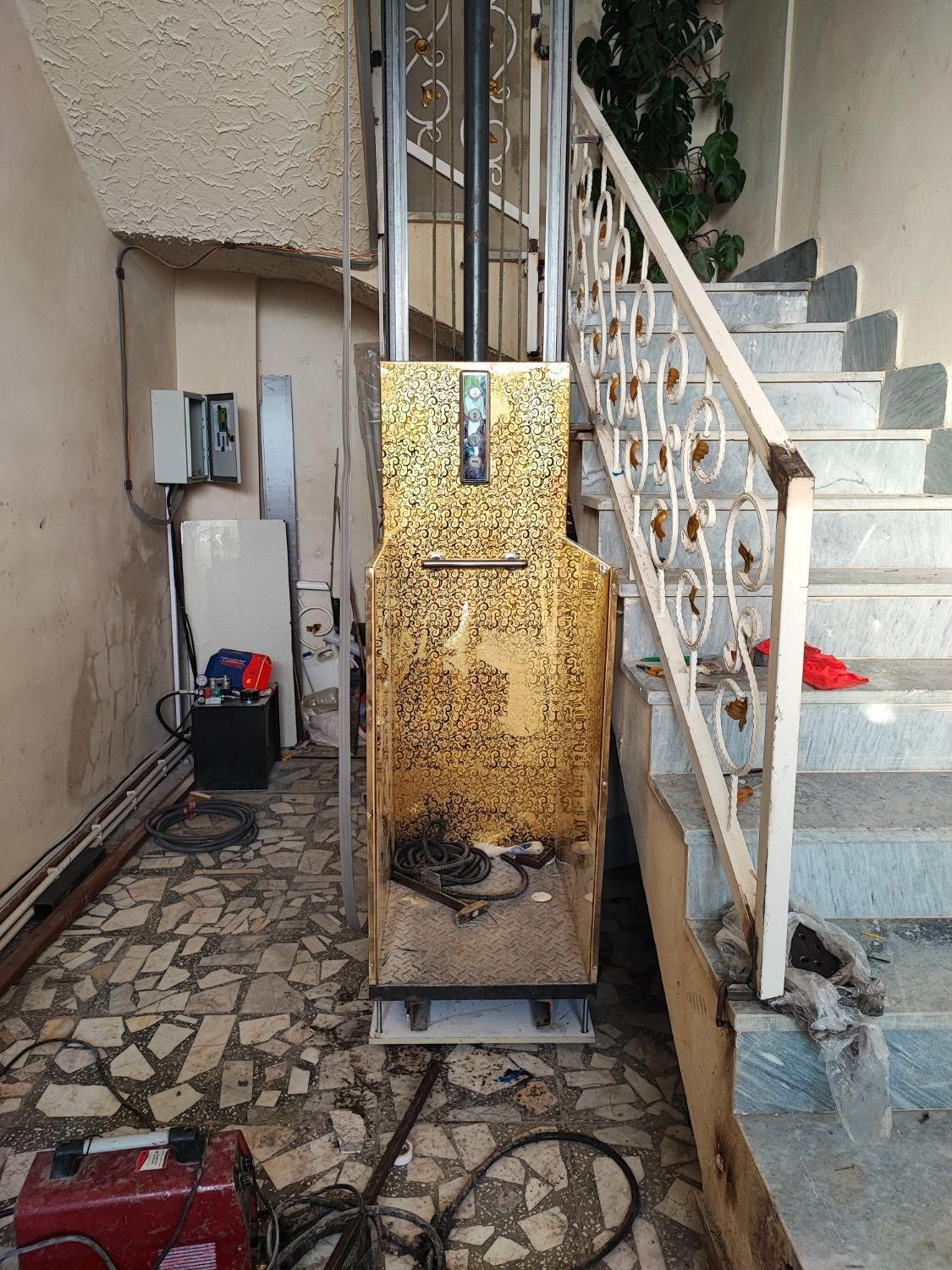 نصب و راه اندازی انواع آسانسور(MRL)|خدمات پیشه و مهارت|لاهیجان, شقایق|دیوار