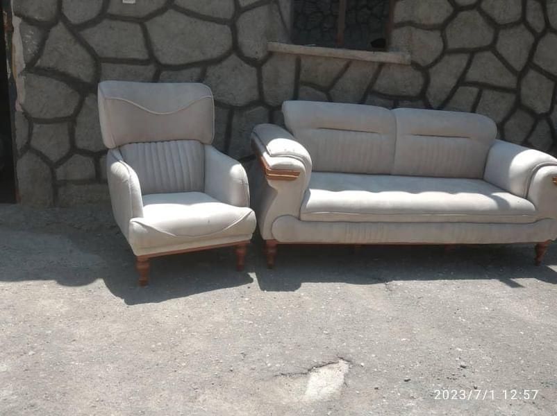 تولید و تعمیر مبل راحتی استیل درمبل سازی حلاوتی|مبلمان خانگی و میز عسلی|سلماس, |دیوار