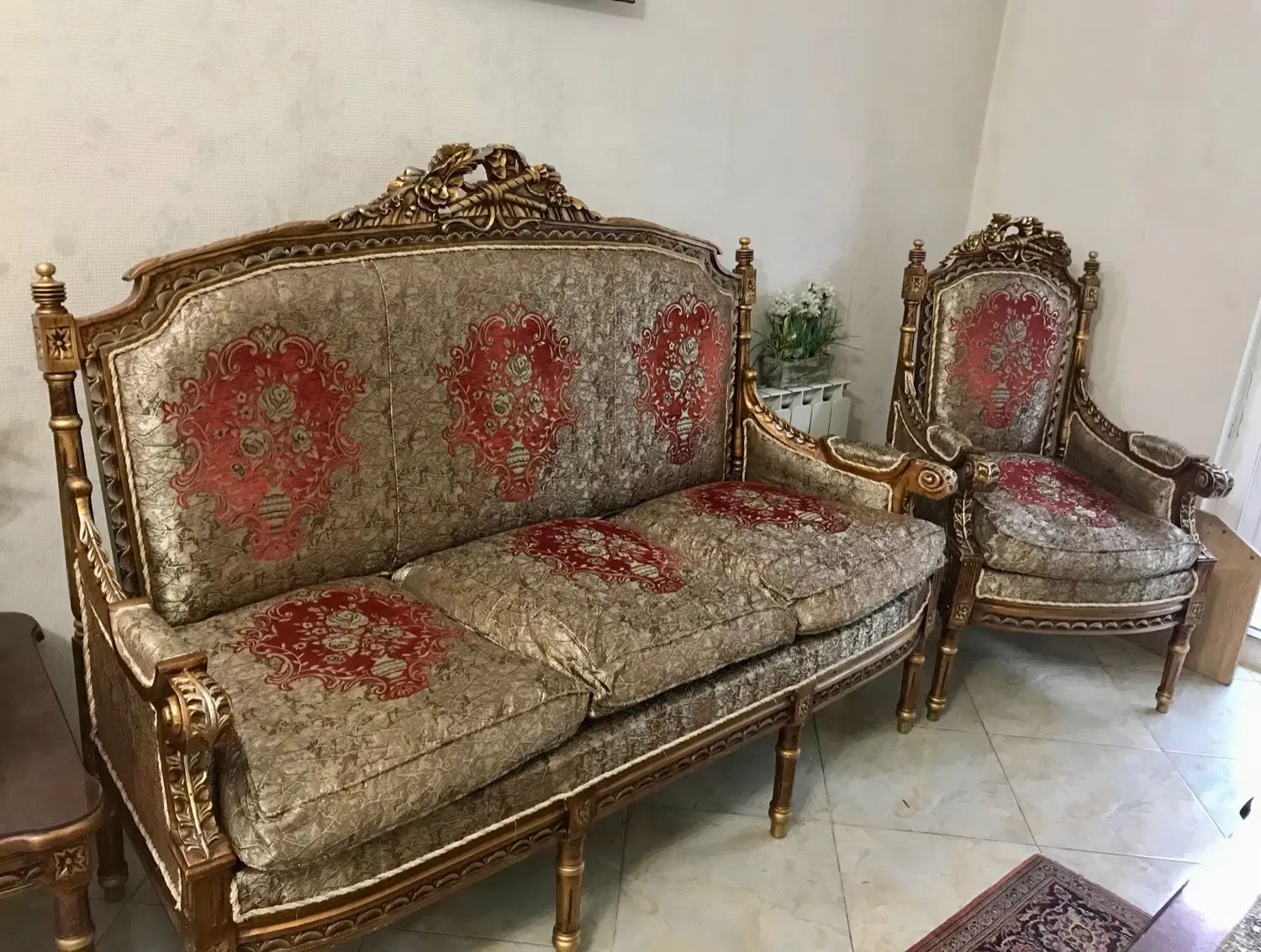 فروش مبلمان استیل ۹ نفره به همراه میز نهارخوری|مبلمان خانگی و میز عسلی|رشت, شهریاران|دیوار