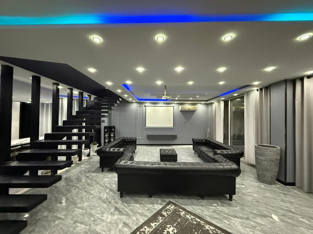 اجاره روزانه باغ عمارت هاکان(از مالک)|اجارهٔ کوتاه‌مدت ویلا و باغ|تهران, دهکده المپیک|دیوار