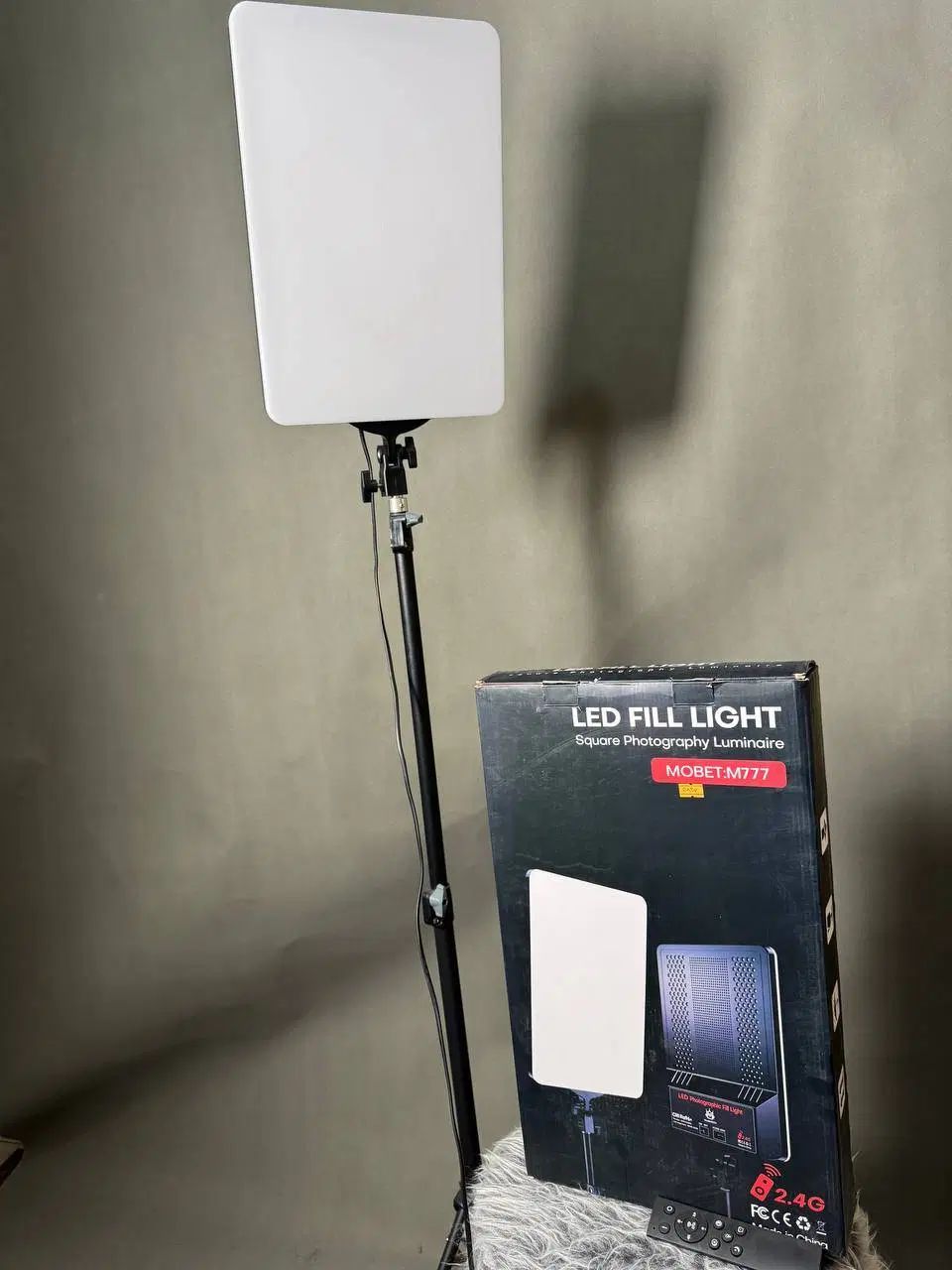 نور عکاسی LED MOBET M777 و فون پرتابل (با پایه)|دوربین عکاسی و فیلم‌برداری|مشهد, شهرآرا|دیوار