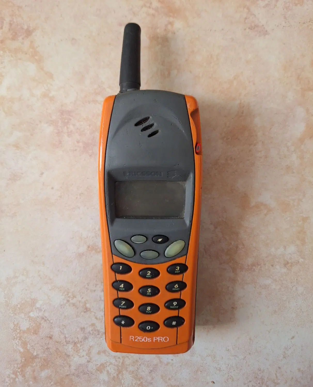گوشی اریکسون R250s pro|موبایل|تهران, آرژانتین|دیوار