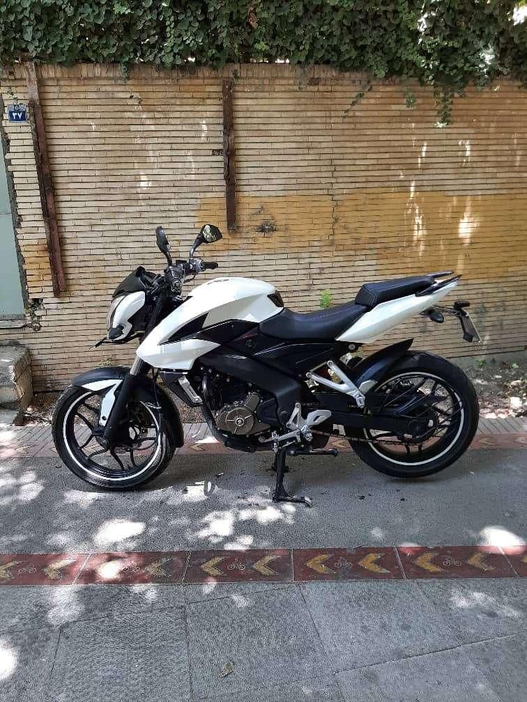 موتور سیکلت Ns200، سالم، قیمت مناسب|موتورسیکلت|اصفهان, بوستان ناژوان|دیوار